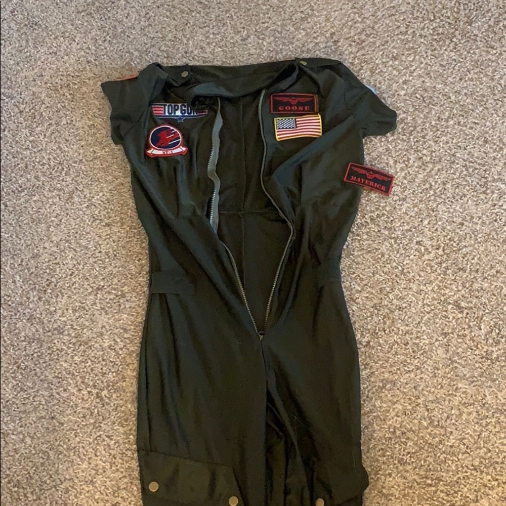 Top gun flight suit